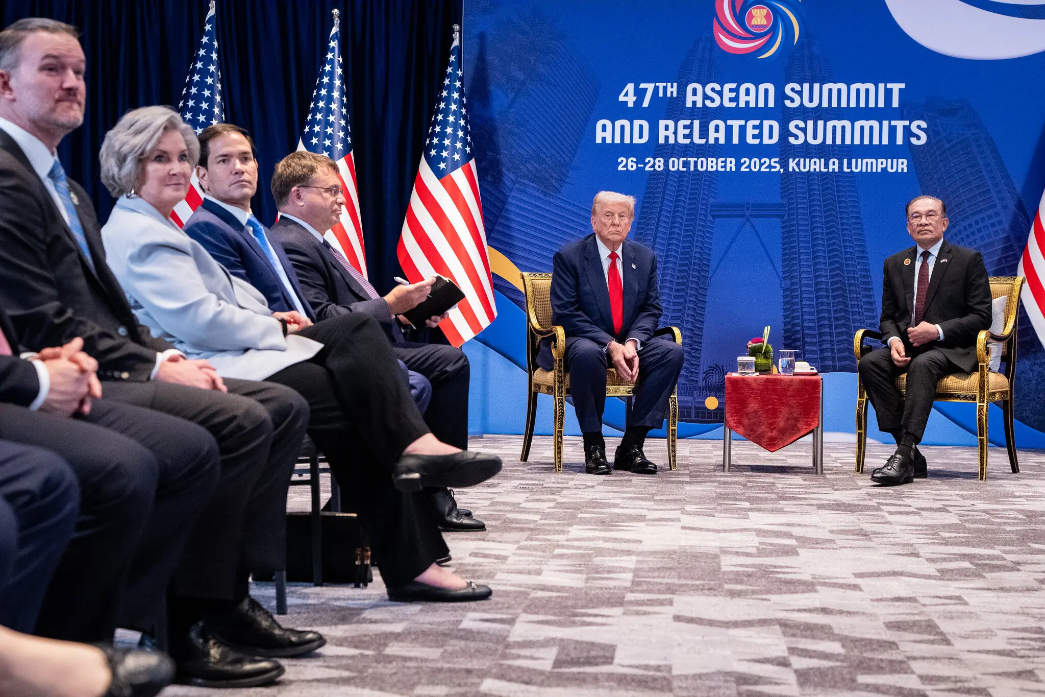 25trump-news-KL-trade