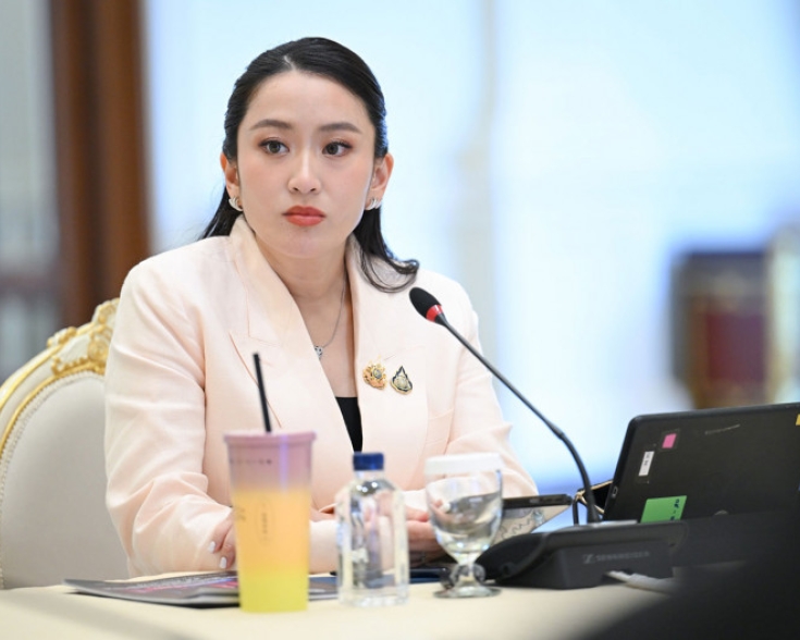 thai PM meeting with Ai committee