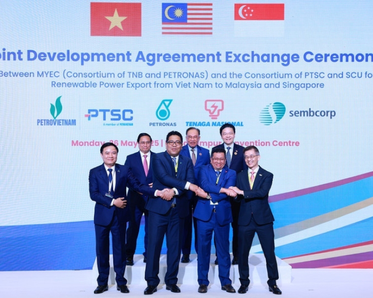 vna-potal-ba-thu-tuong-viet-nam-malaysia-singapore-chung-kien-trao-doi-thoa-thuan-phat-trien-chung