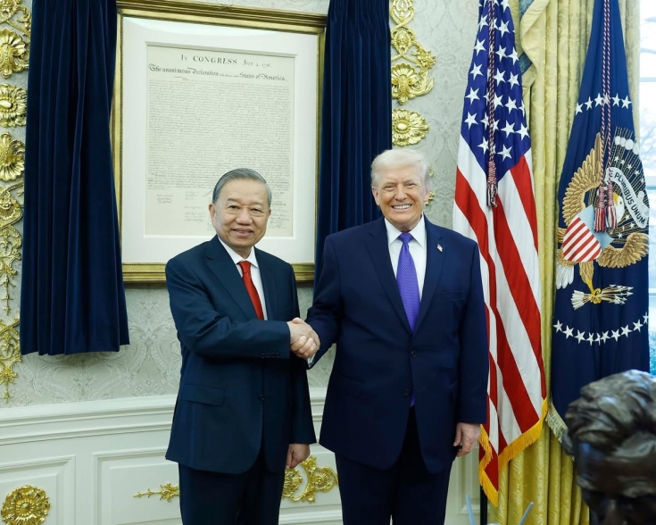 Party General Secretary To Lam meets US President Donald Trump
